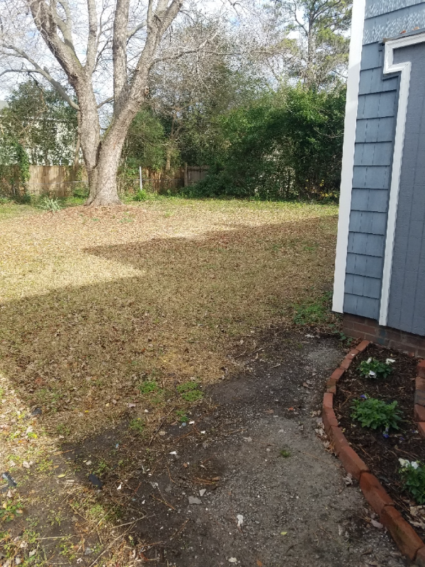 328 Ashlawn Dr - Photo 2 of 15