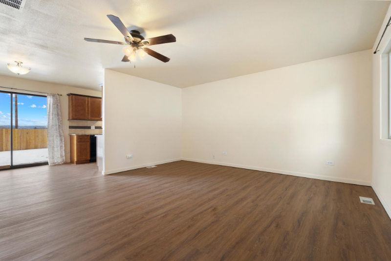 3736 Boxelder Ct - Photo 3 of 12