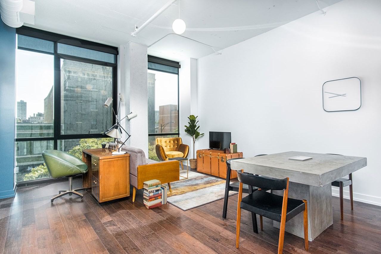 5050 N Broadway St #1-1