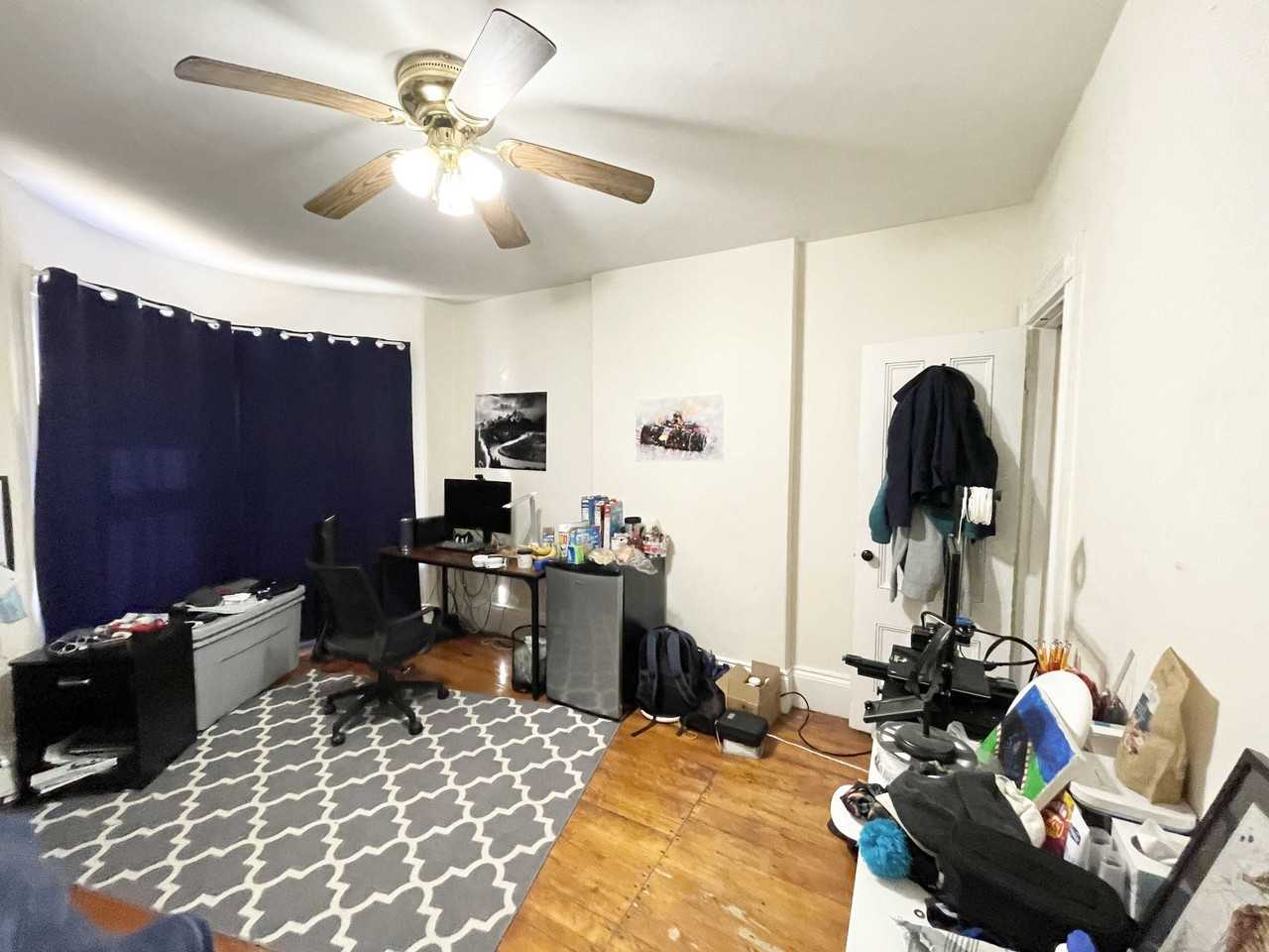 Windsor St - Photo 6 of 7