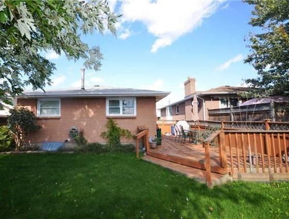 139 Rykert Street - Photo 2 of 14