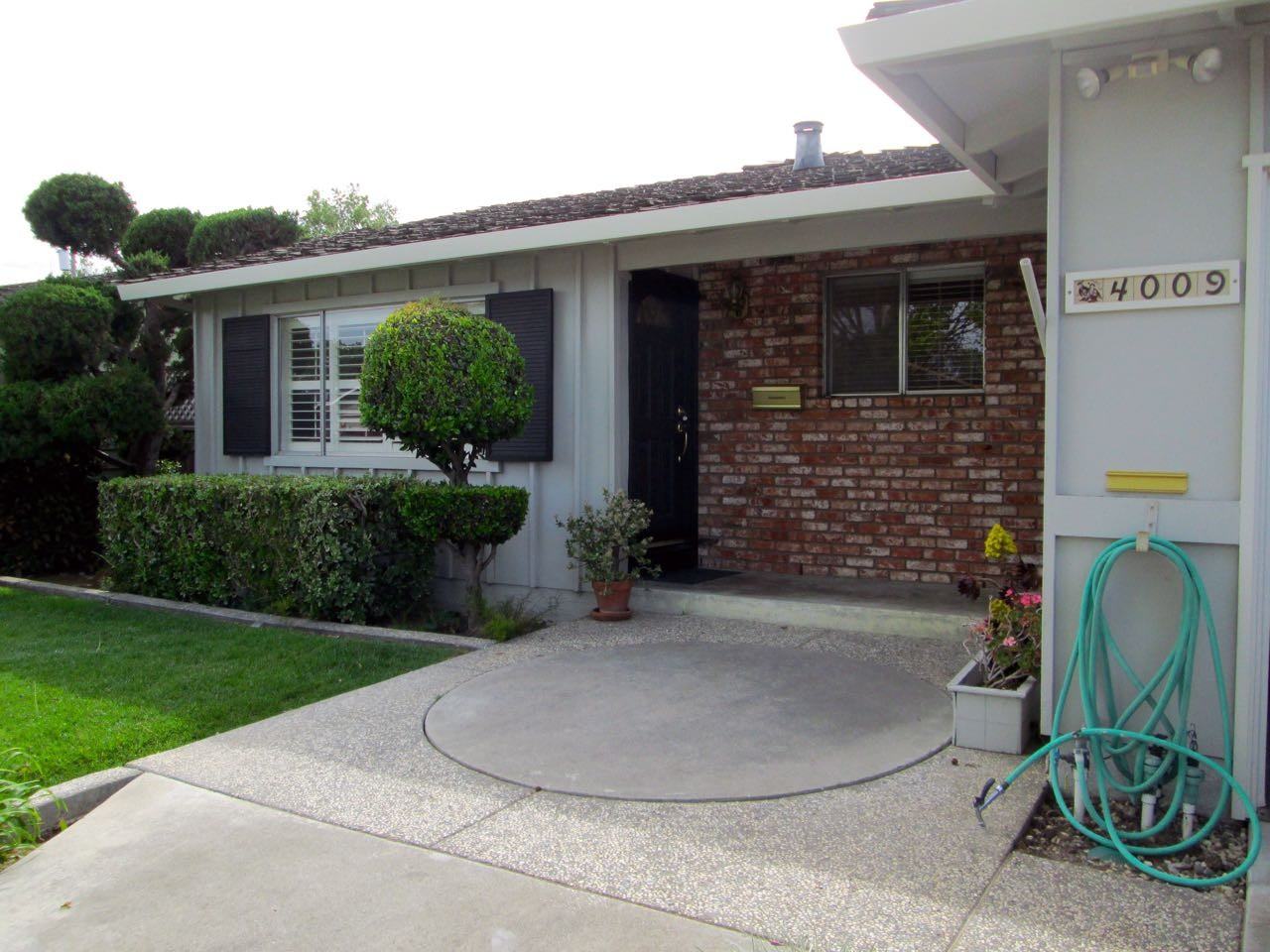 4009 Laurelglen Ct - Photo 2 of 12