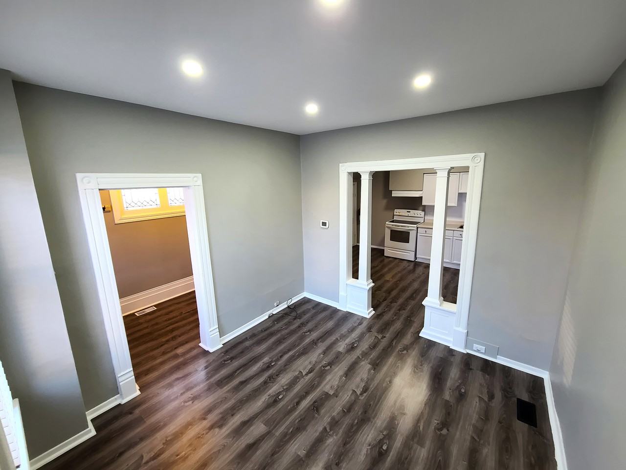 2 Bedroom Near Albert St N & Penetang St, Orillia - Photo 3 of 10