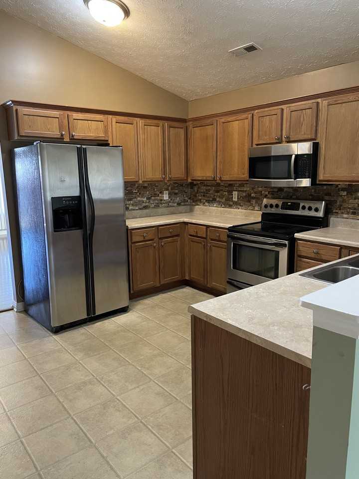 2226 Summer Walk - Photo 3 of 11