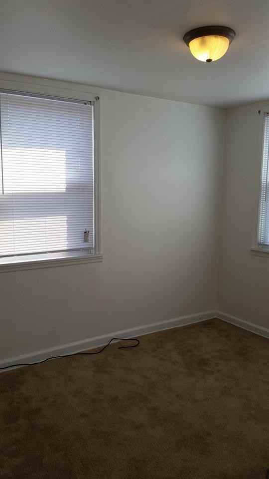 916 Wilmington Ave - Photo 3 of 16