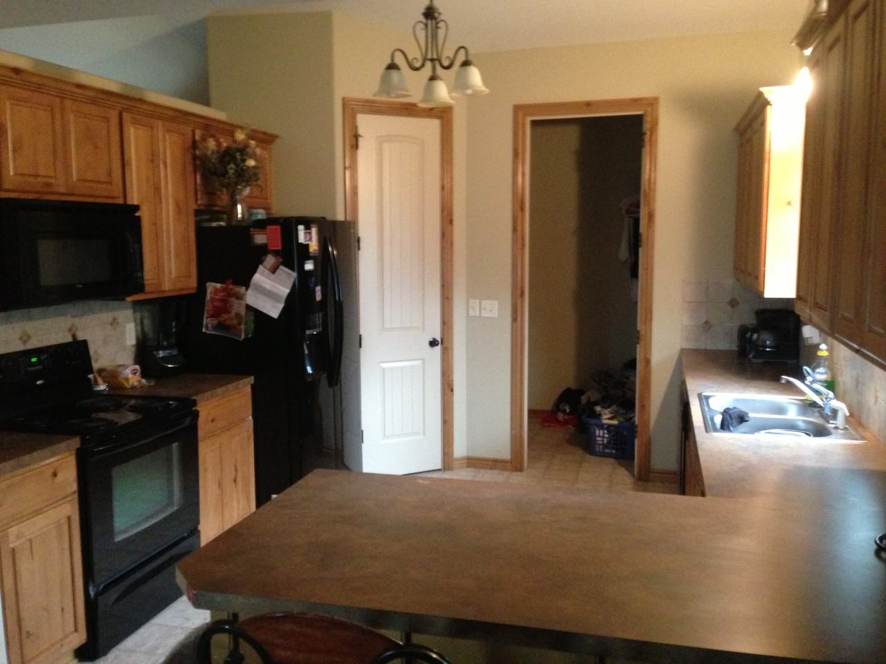 2646 E Burlington Ct - Photo 2 of 8