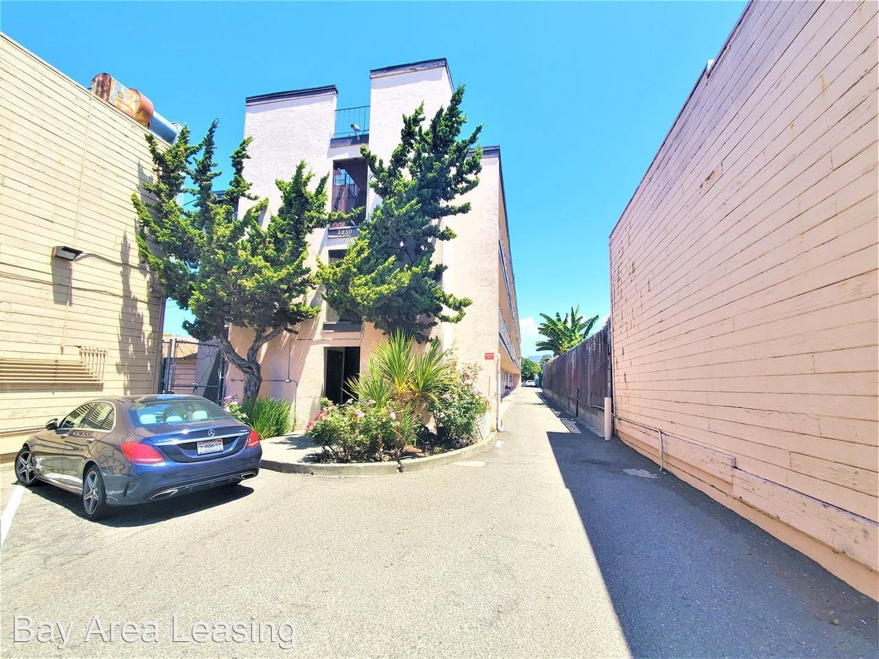 2830 International Blvd - Photo 2 of 3