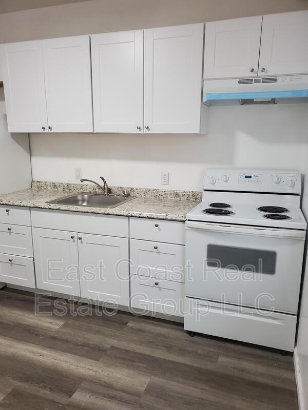 111 W Church St - Photo 2 of 19