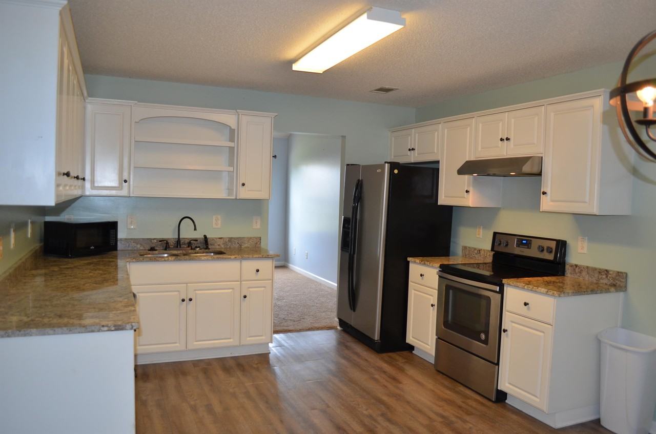 638 Devon Rd #1 - Photo 5 of 26