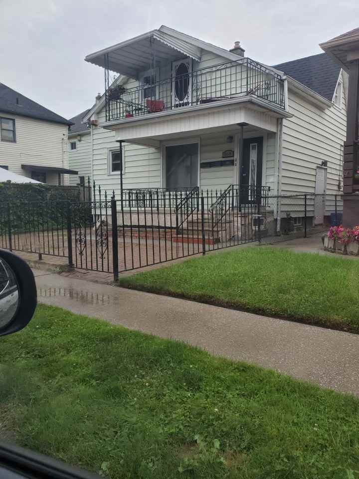 868 Elsmere Avenue #Main - Photo 2 of 9