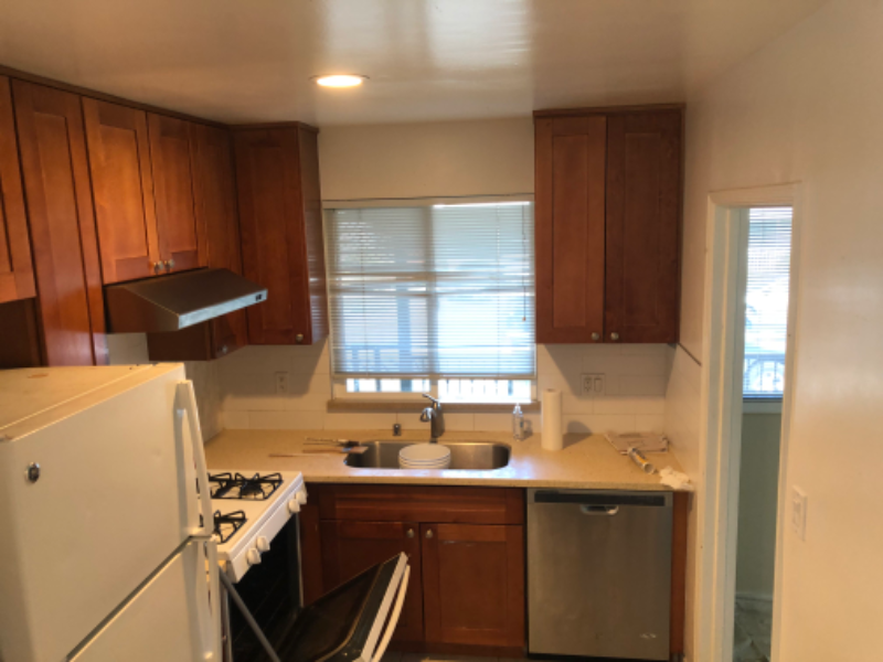 2265 Reading Ave - Photo 3 of 8