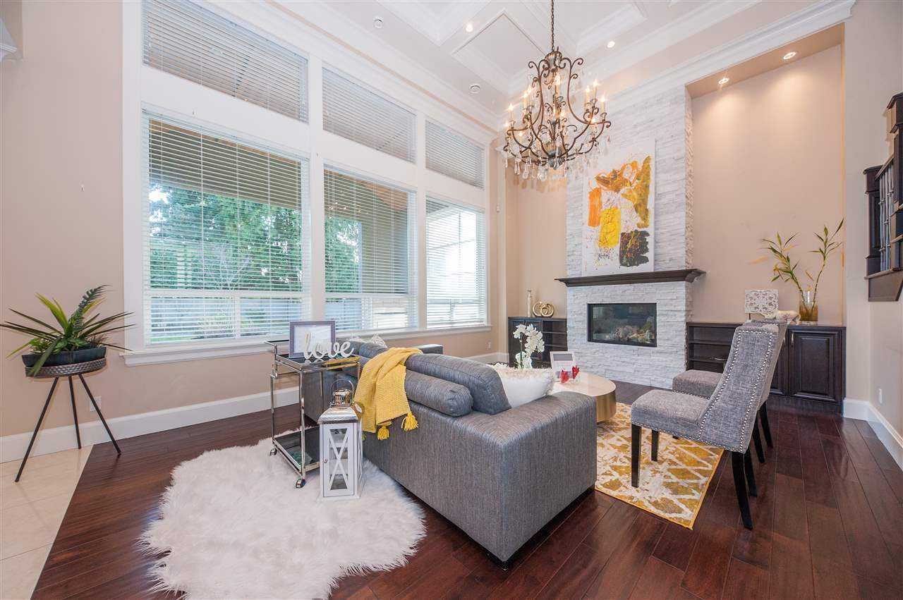 6100 Maple Road - Photo 3 of 10