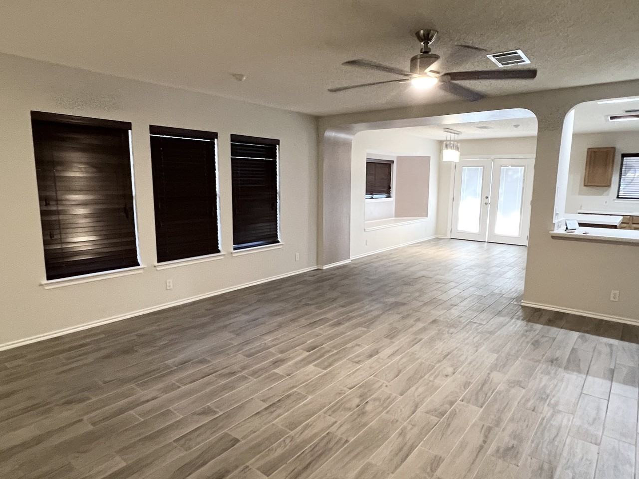 4301 Triboro Trl - Photo 6 of 20