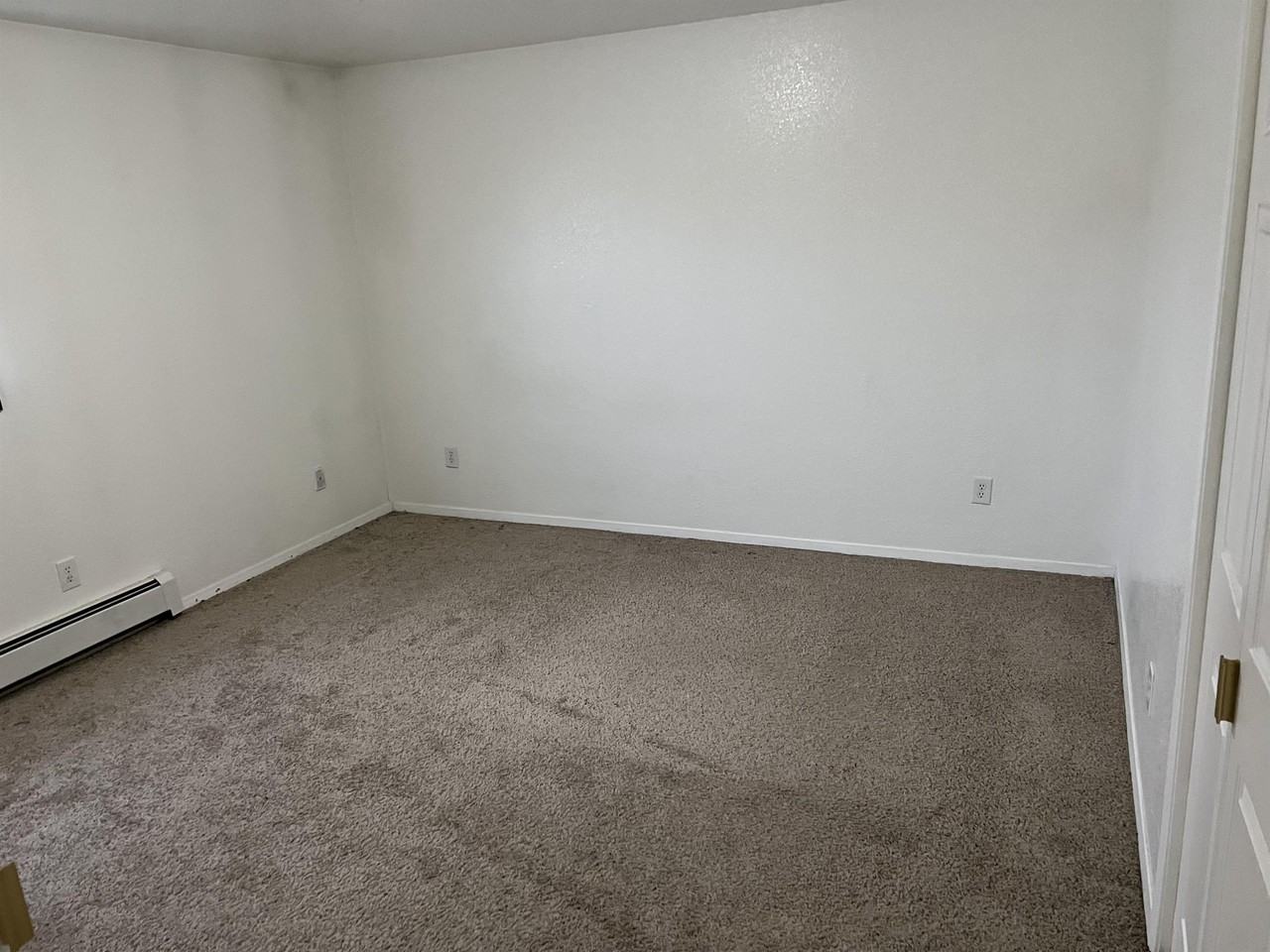 16411 Heritage Pl #3 - Photo 3 of 5