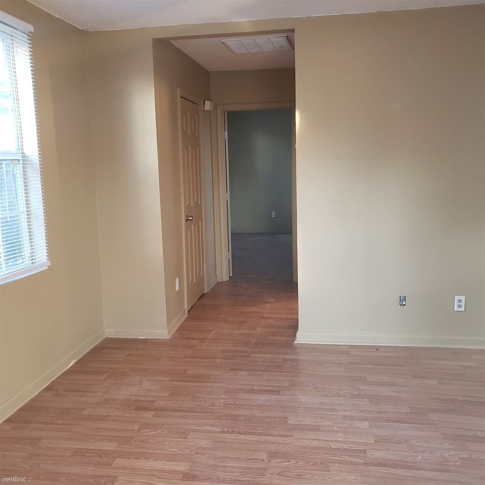 3216 Deers St - Photo 3 of 10