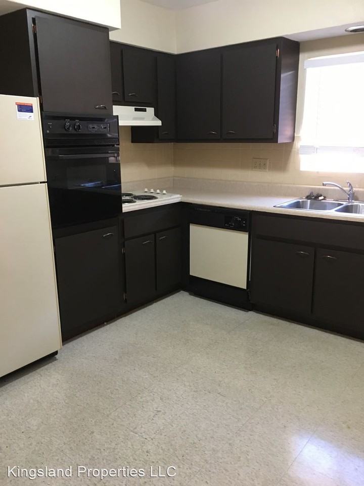 6213 Lindenwood Court - Photo 3 of 6