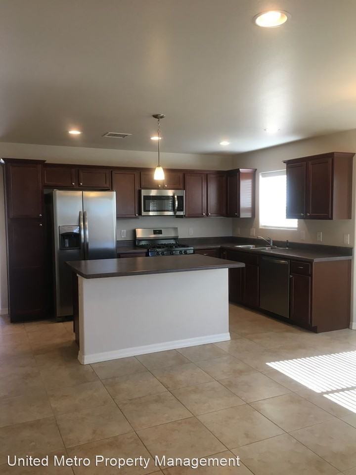 6084 N. Buckboard Drive - Photo 3 of 15