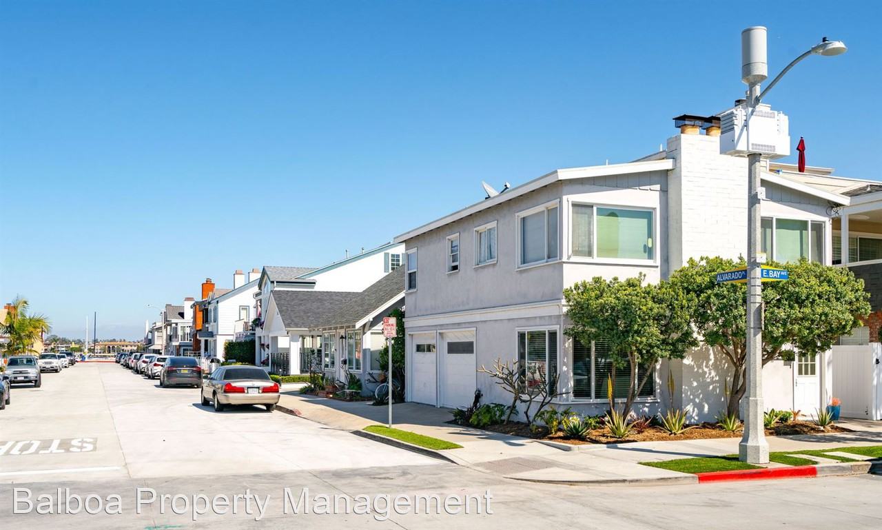 206 East Bay Ave. - Photo 2 of 13