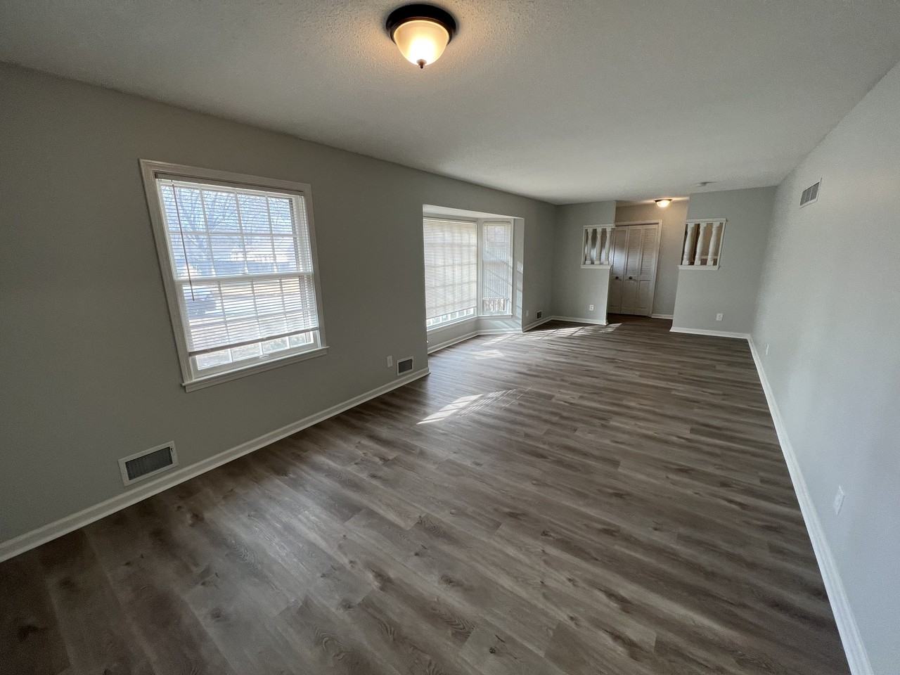 5005 Osage Ave - Photo 3 of 15