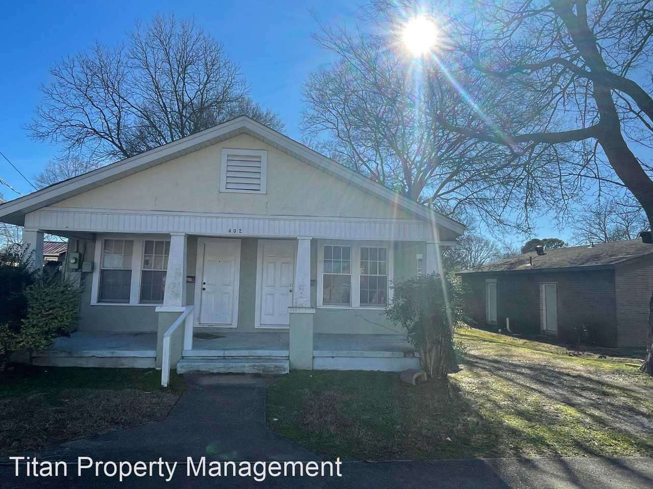 402 W Sevier Duplex Apartments in Benton, AR 72015 Zumper