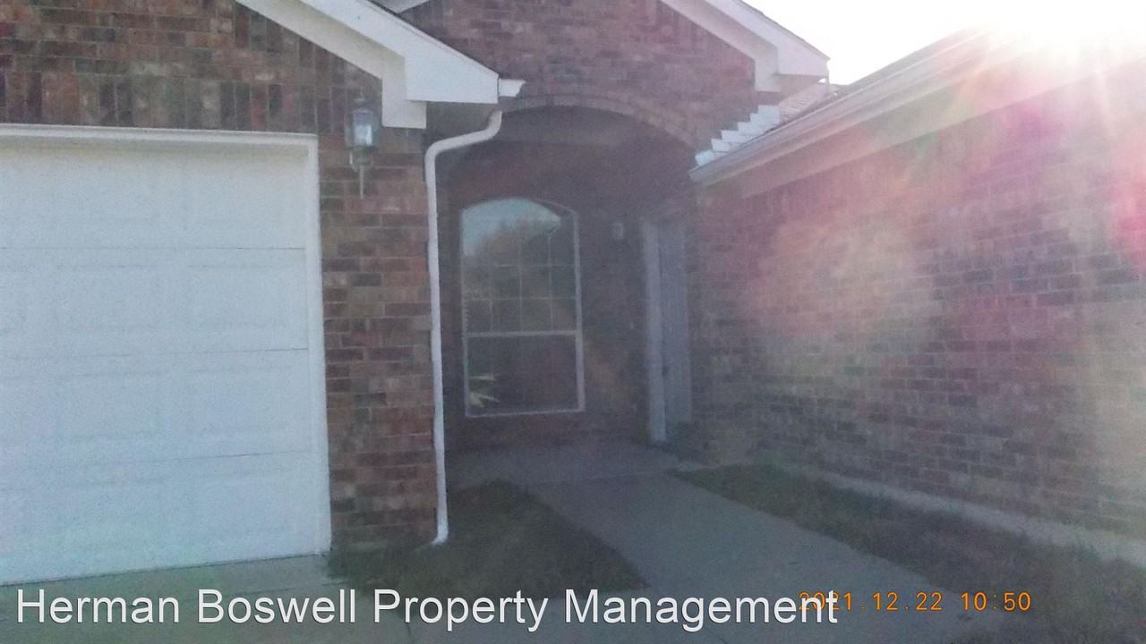 6203 Winter Park Ln - Photo 2 of 26