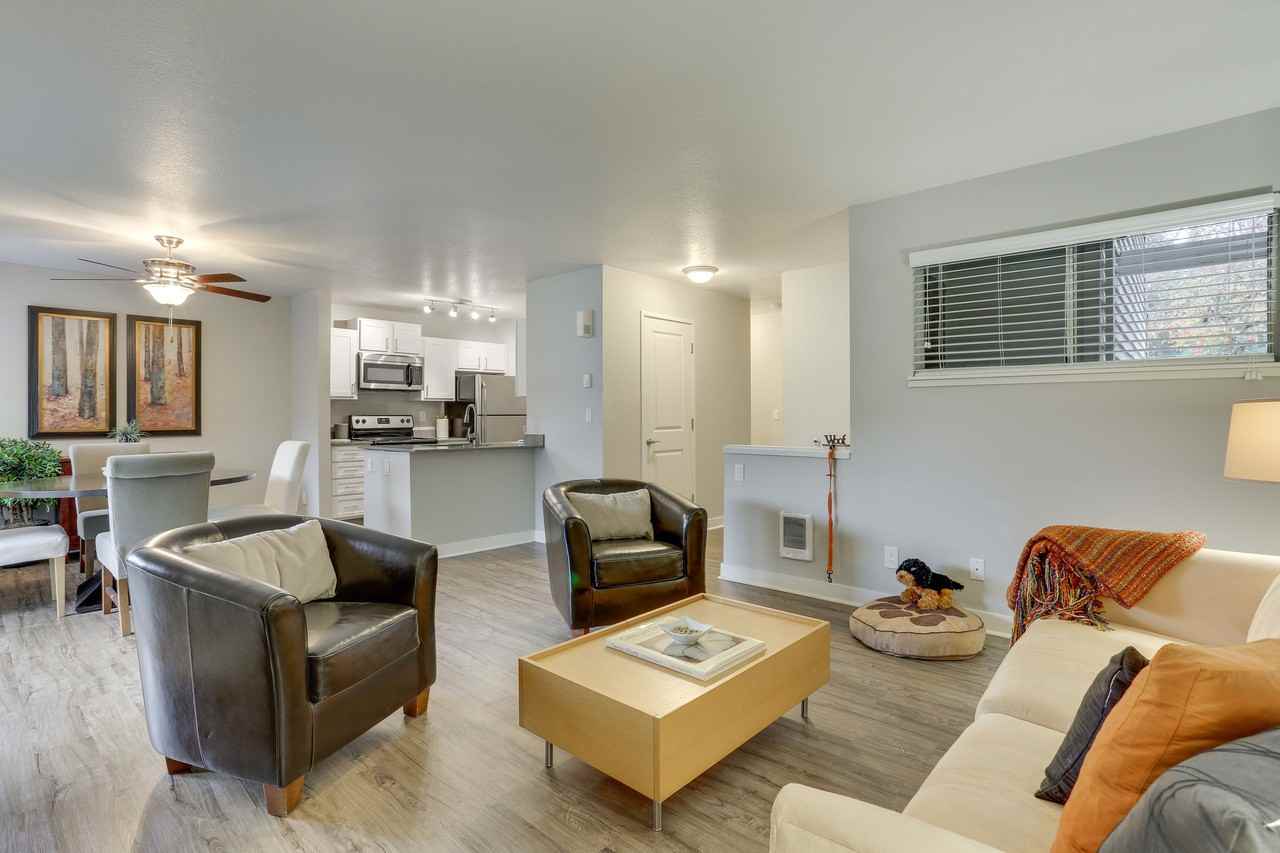 Sterling Pointe - Photo 5 of 50