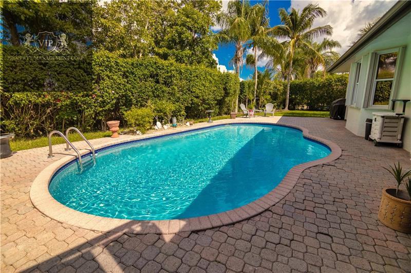 5320 Northwest 103rd Way - Photo 2 of 19