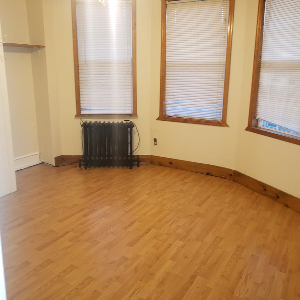739 Maryland Ave #1 - Photo 7 of 7