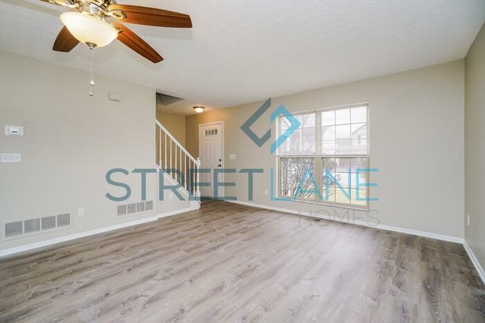 864 Hurlock Ln - Photo 3 of 15