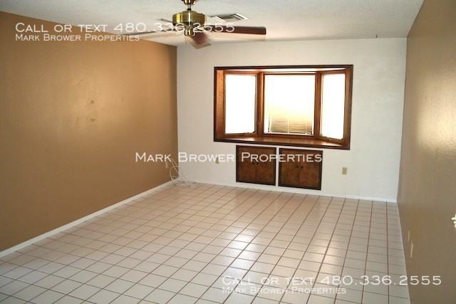 4369 E Pearce Rd - Photo 3 of 17