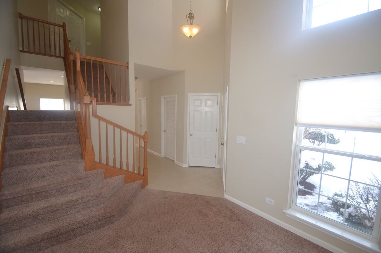 513 Sierra Pl - Photo 2 of 7