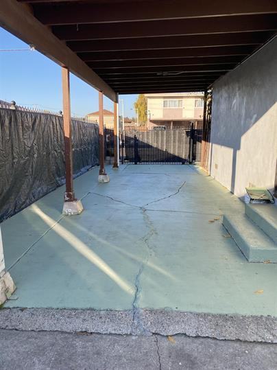 172 Arlington Cir #14749784 - Photo 3 of 21