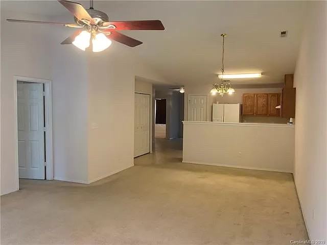 6453 Ziegler Ln - Photo 5 of 16