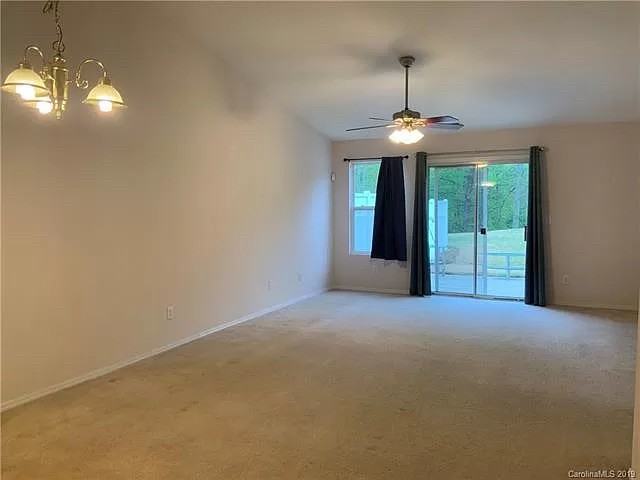 6453 Ziegler Ln - Photo 7 of 16