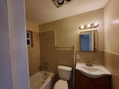 3120 Sw 15th Ave - Photo 2 of 3