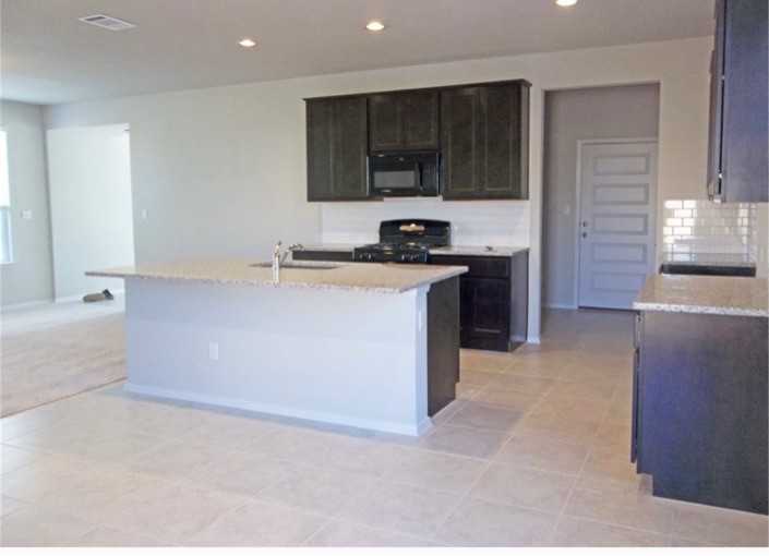 170 White Dunes Dr #1 - Photo 4 of 23