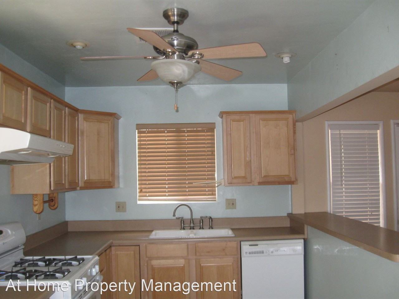 3032 N Inyo St - Photo 3 of 6