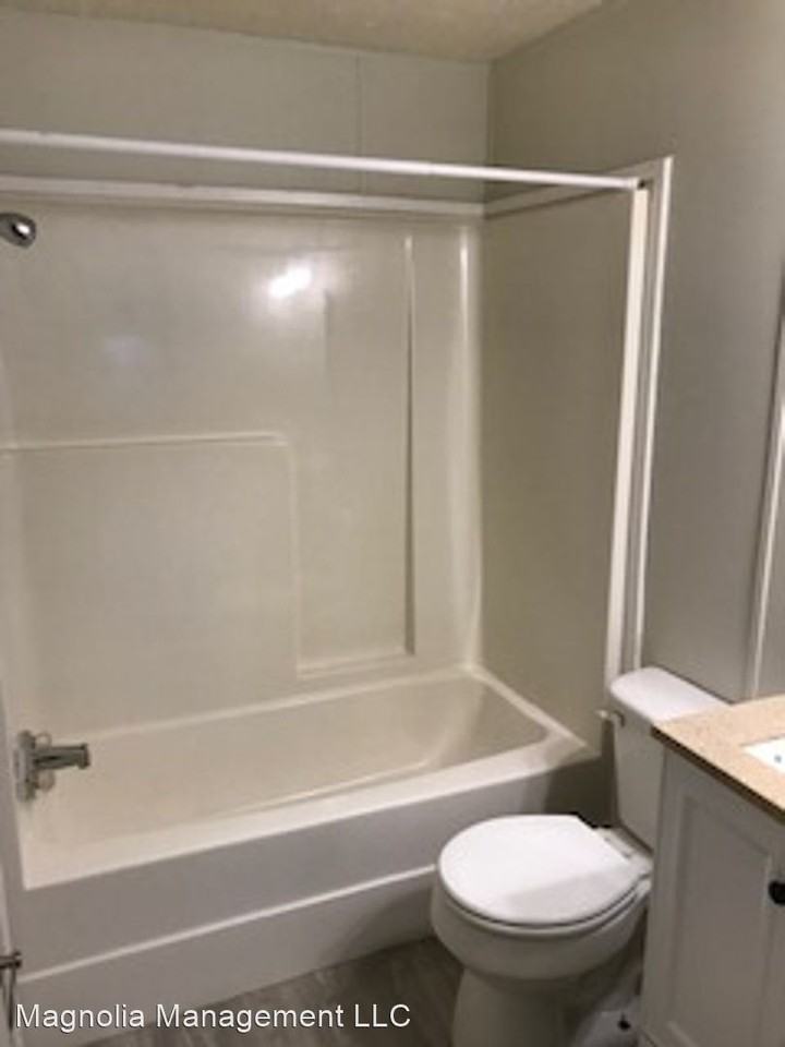 101 Waters Edge Rd - Photo 2 of 10