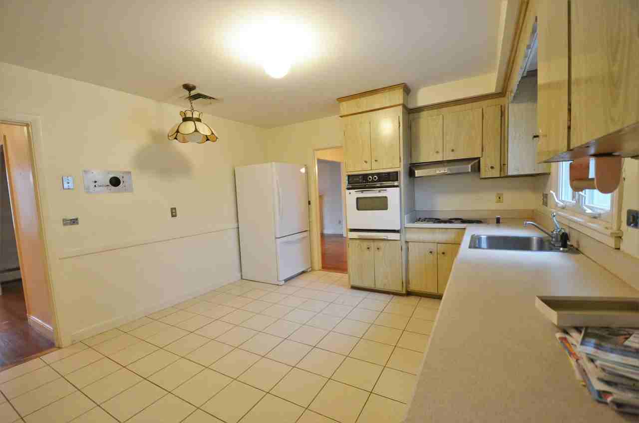 34 Spring Valley Rd - Photo 2 of 40