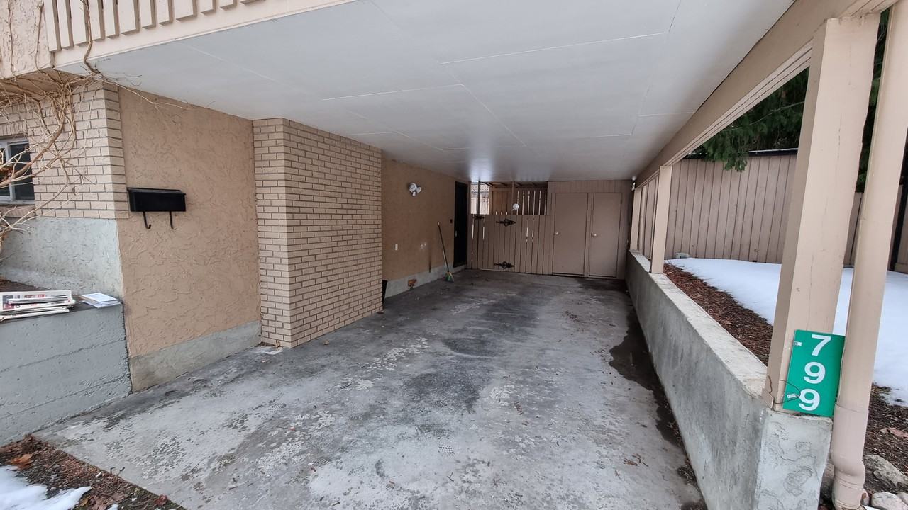 799 Fordham Road - Photo 2 of 17