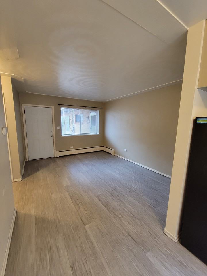 3052 West Colorado Avenue - Photo 3 of 8