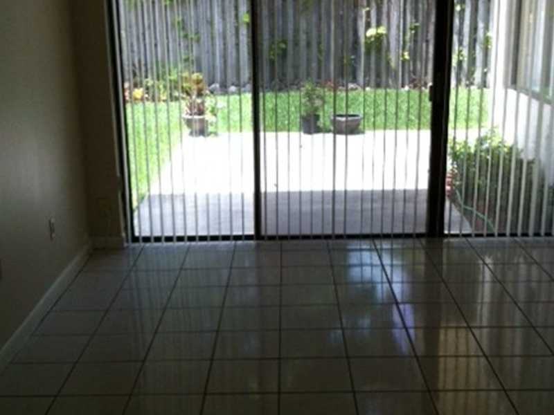 11044 Southwest 128th Court - Photo 3 of 6