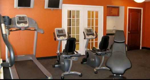 7914 N Harwood Rd 142a - Photo 2 of 20