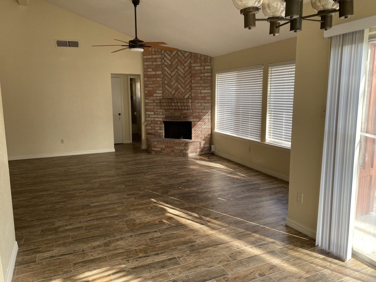 2606 S Belgravia Dr #1 - Photo 2 of 16