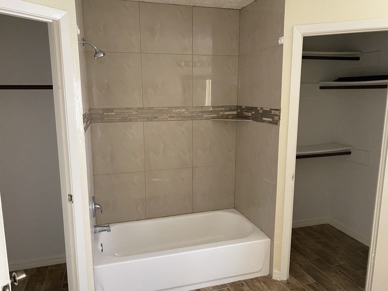 2606 S Belgravia Dr #1 - Photo 4 of 16