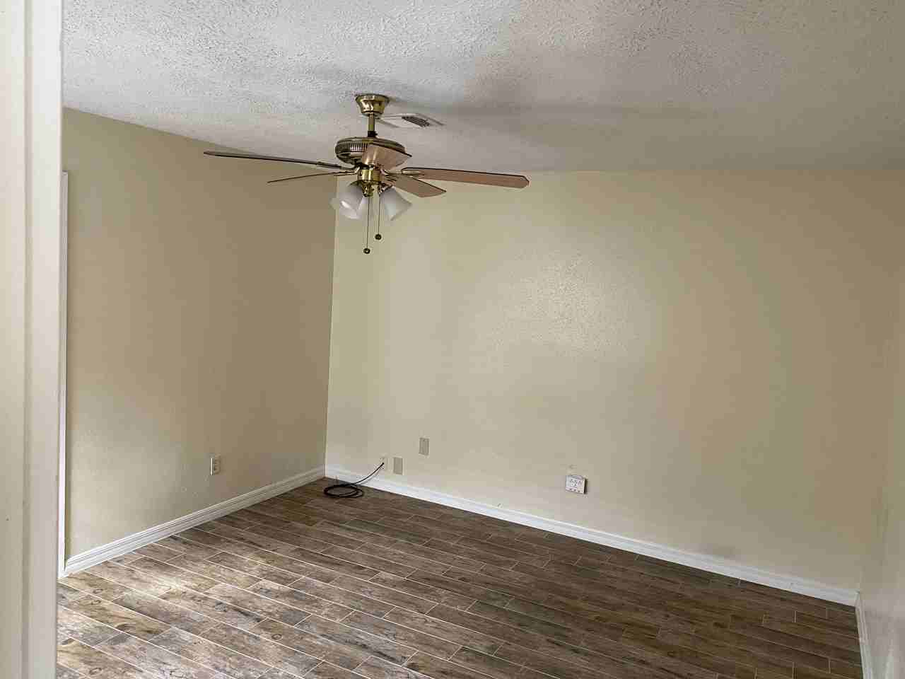 2606 S Belgravia Dr #1 - Photo 5 of 16
