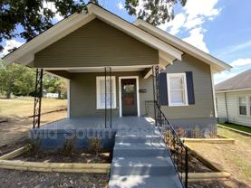 3220 S Arch St - Photo 1 of 1