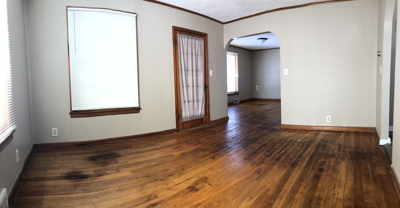 306 Commercial Street - Photo 6 of 19