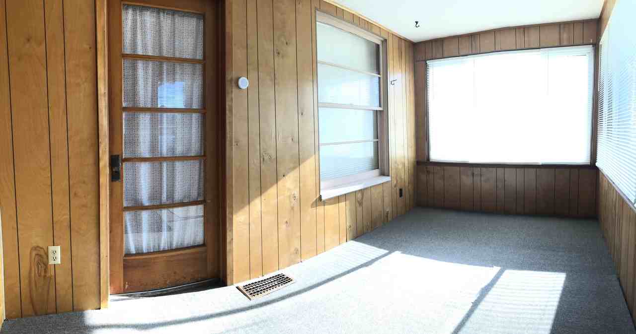 306 Commercial Street - Photo 3 of 19