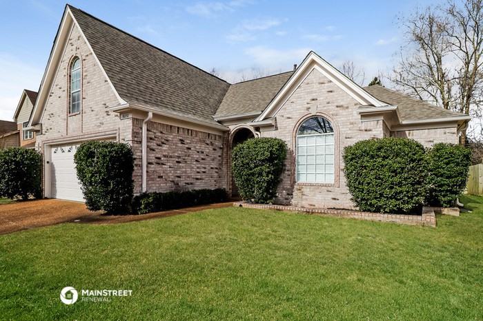 9270 Speerberry Ln - Photo 3 of 16